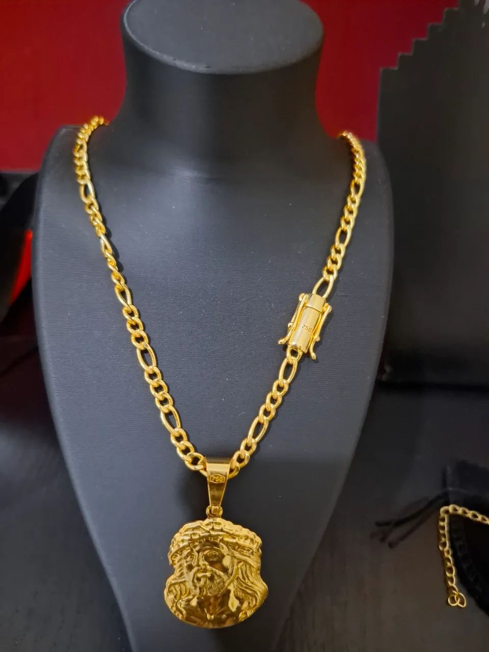 Corrente Elo 3x1 Banhada a Ouro18k com 4mm / 70 cm