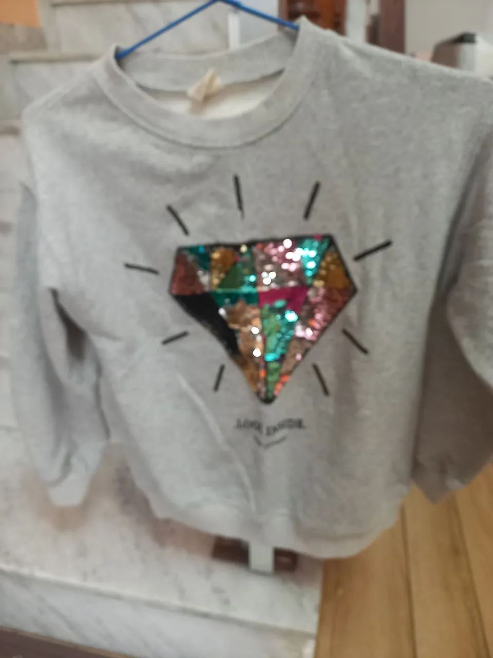 Blusa cinza