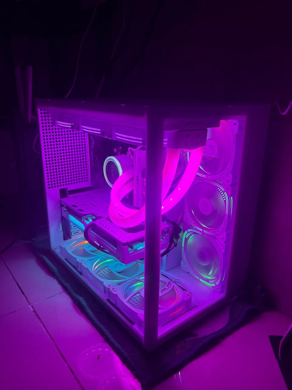 Pc completo Ryzen 9 5900x + rx 9060xt + 48gb RAM - Computadores e