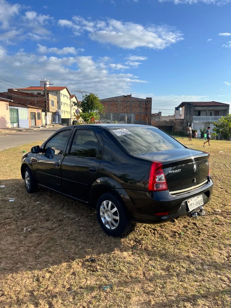 Renault Logan Authentique Hi-flex 1.0 16V 4P 2011 - Foto 3