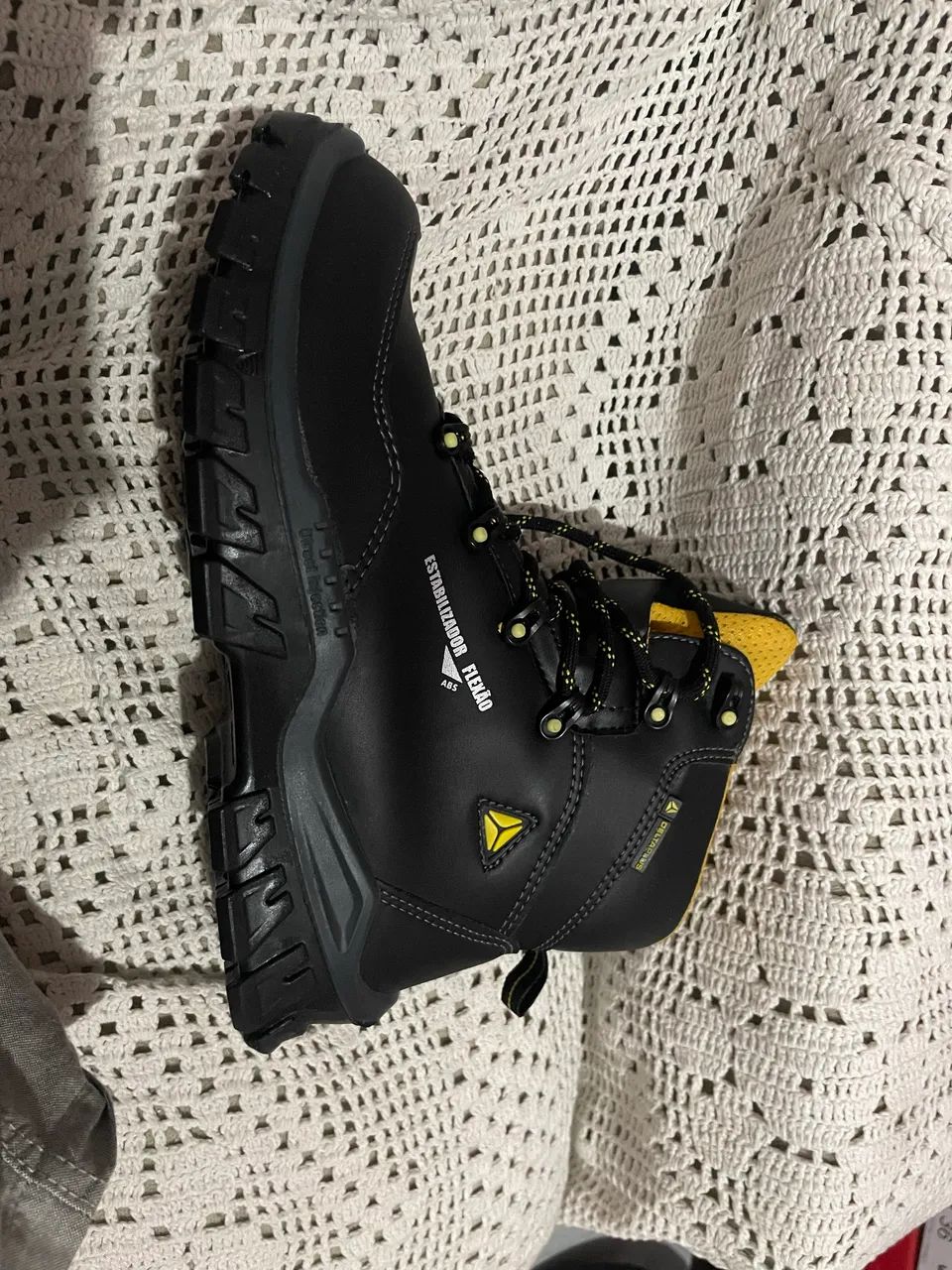 BOTA DE SEGURANÇA DELTA PLUS