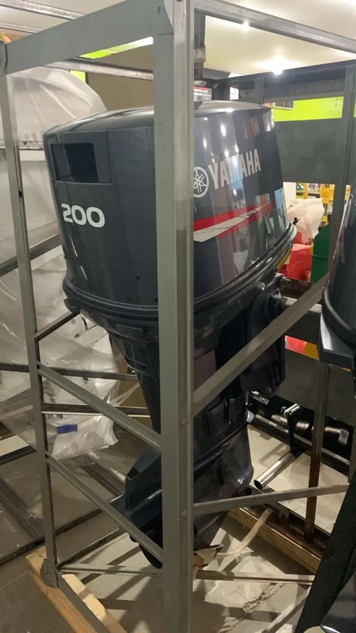 Motor de popa YAMAHA 200HP 2T Modelo AETL - Foto 2