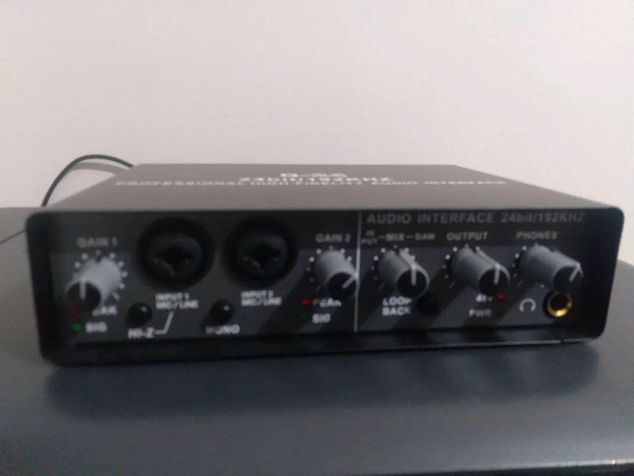 Interface de áudio Q24
