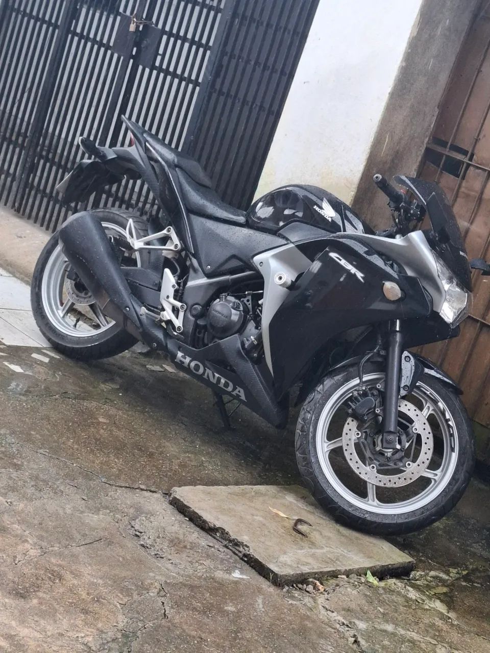 Vendo CBR 250R 2012 - Foto 5