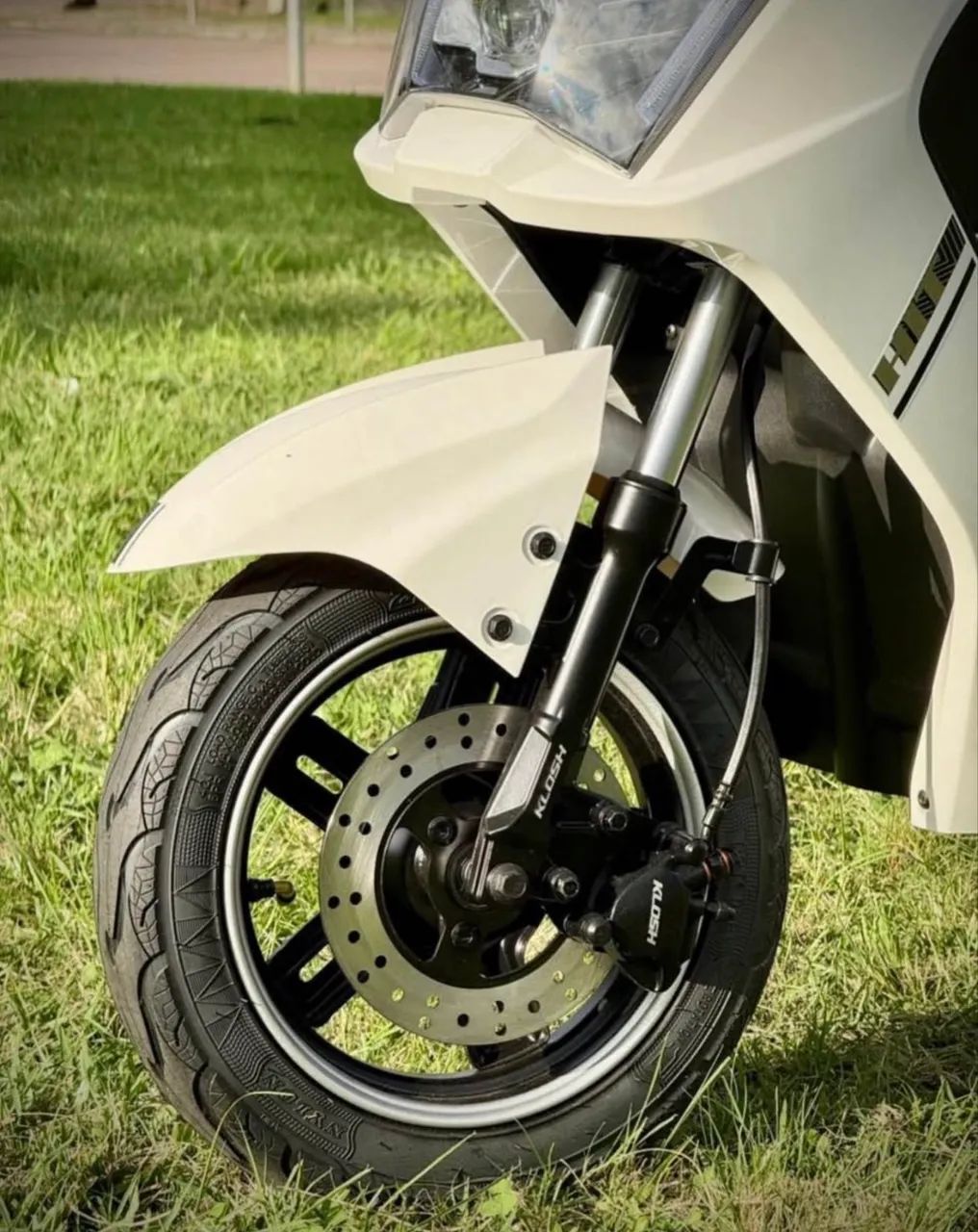  Vendo Scooter Elétrica KLOSH HIT 1000W - Foto 2