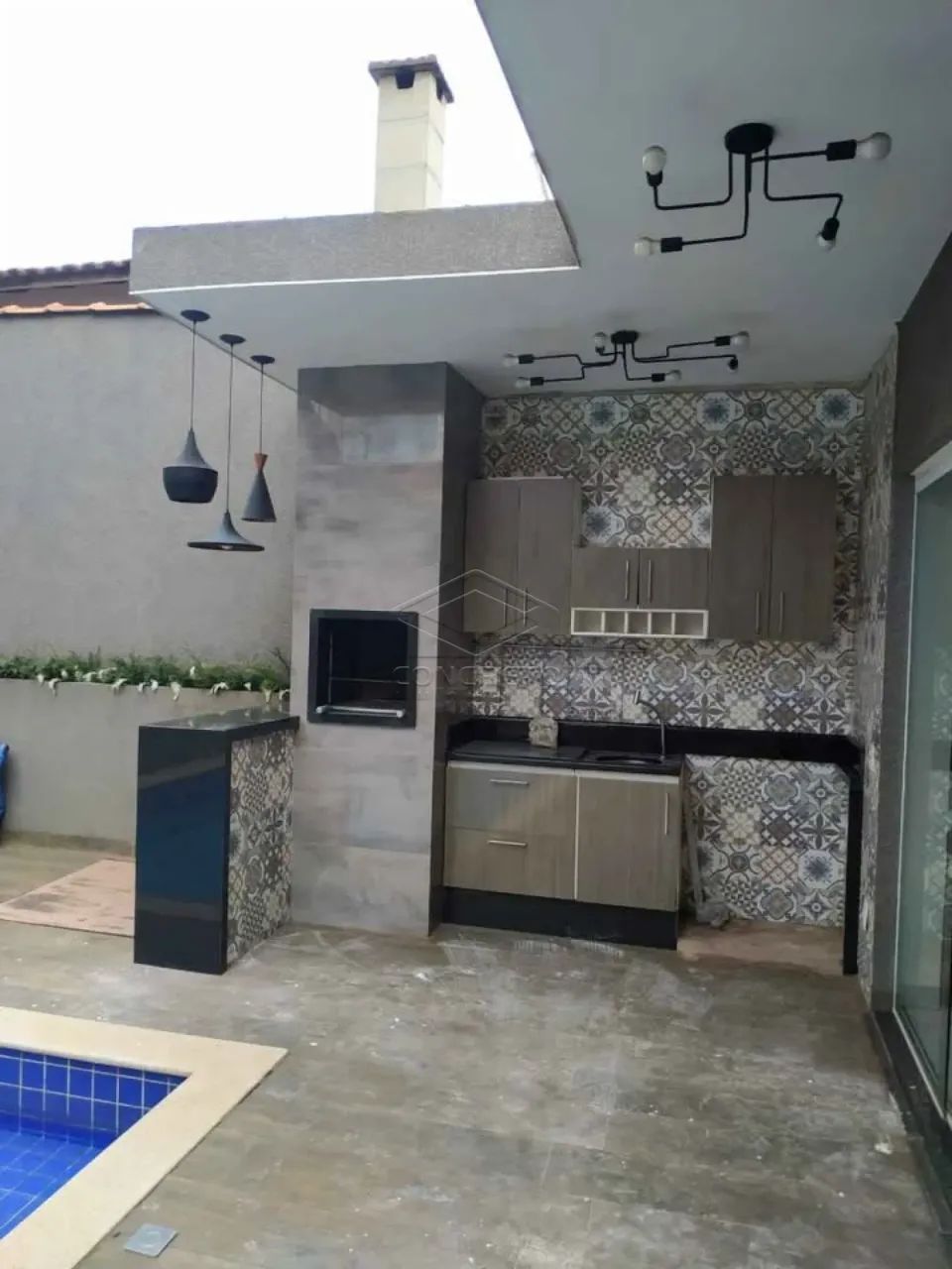 BELÍSSIMA CASA COM PISCINA E ÓTIMO ACABAMENTO EM BAURU/SP - Foto 4