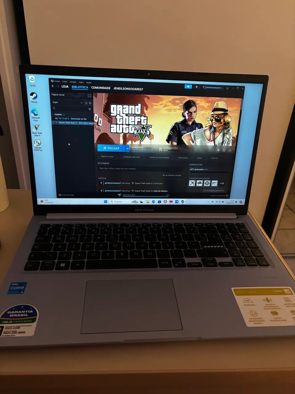 Vendo Notebook semino sem nenhum detalhe 