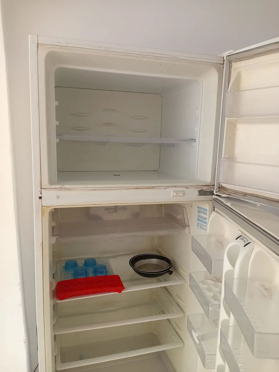 Vende se geladeira - Foto 2