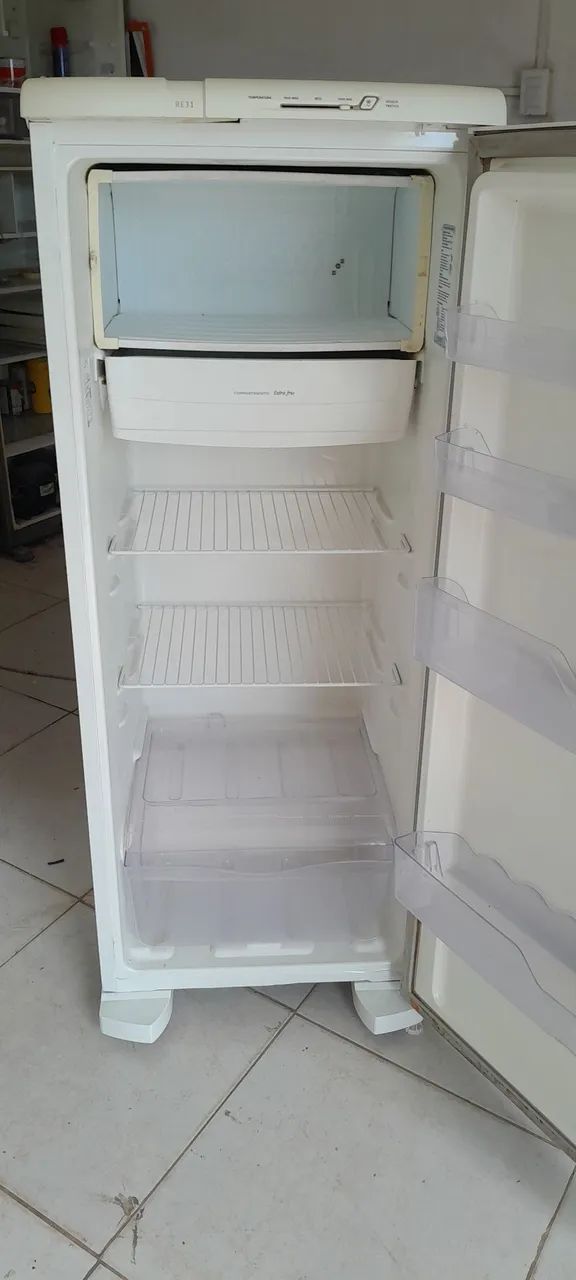 Geladeira Electrolux entrega grátis  - Foto 2