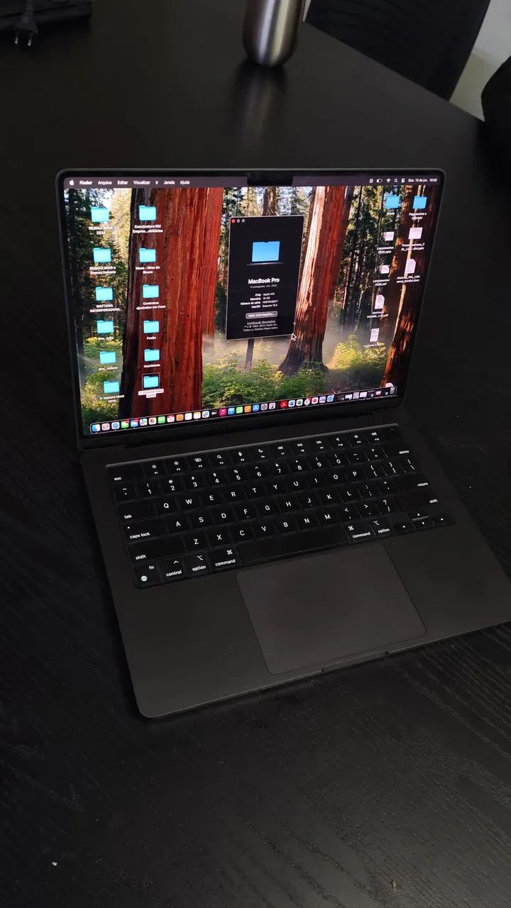 MacBook PRO M4
