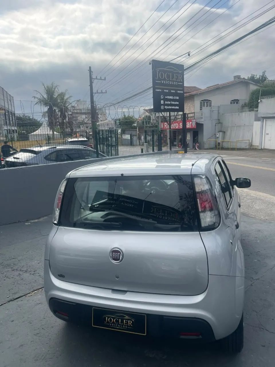 Fiat Uno Attractive 1.0 EVO Fire Flex 8V 5P 2019 - Foto 5
