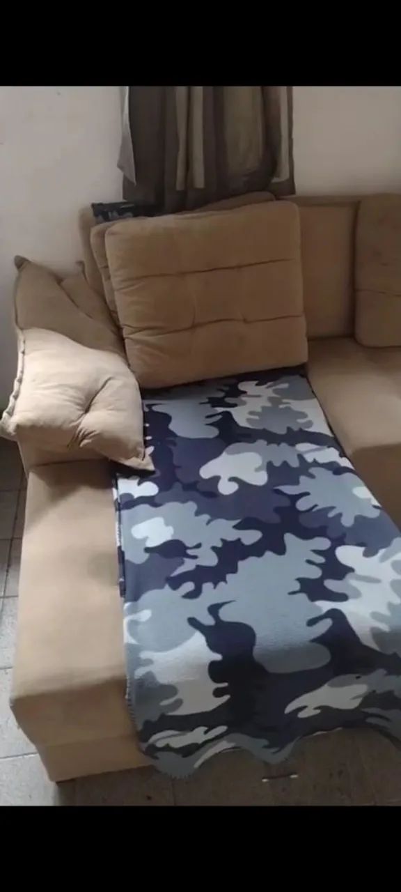 Sofa for sale453011503474944000
