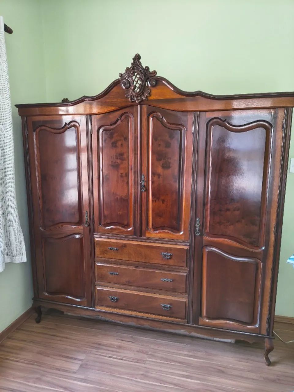 Guarda roupa provençal