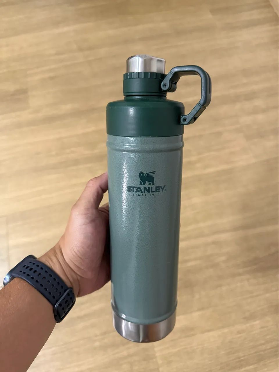 Garrafa Stanley Classic Hydration 750ML Usada