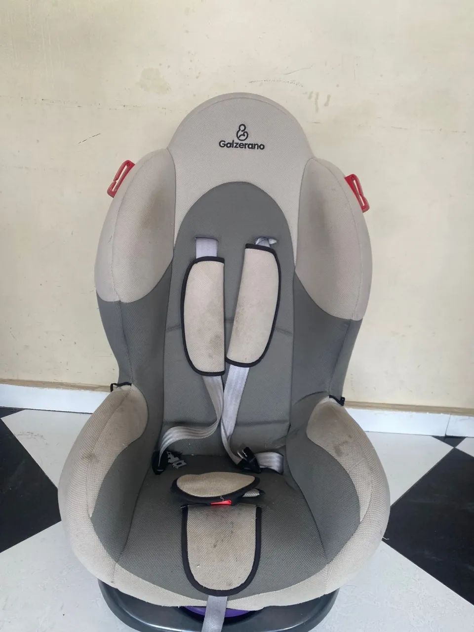 Cadeirinha infantil para carro