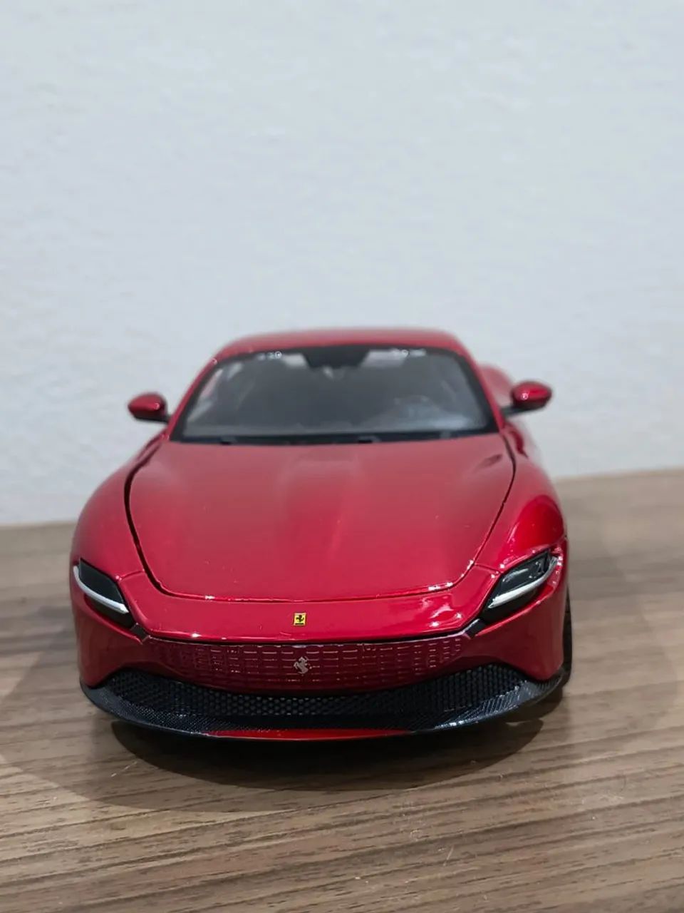 Ferrari Roma Escala 1:24 Carro de ferro - Foto 4