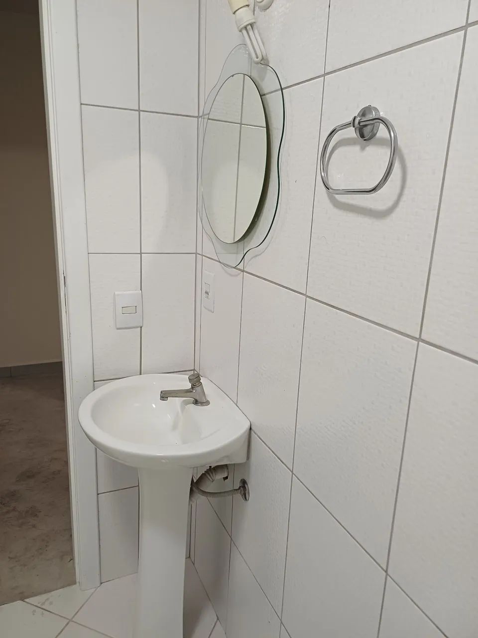 Alugo casa excelente localização  - Foto 5