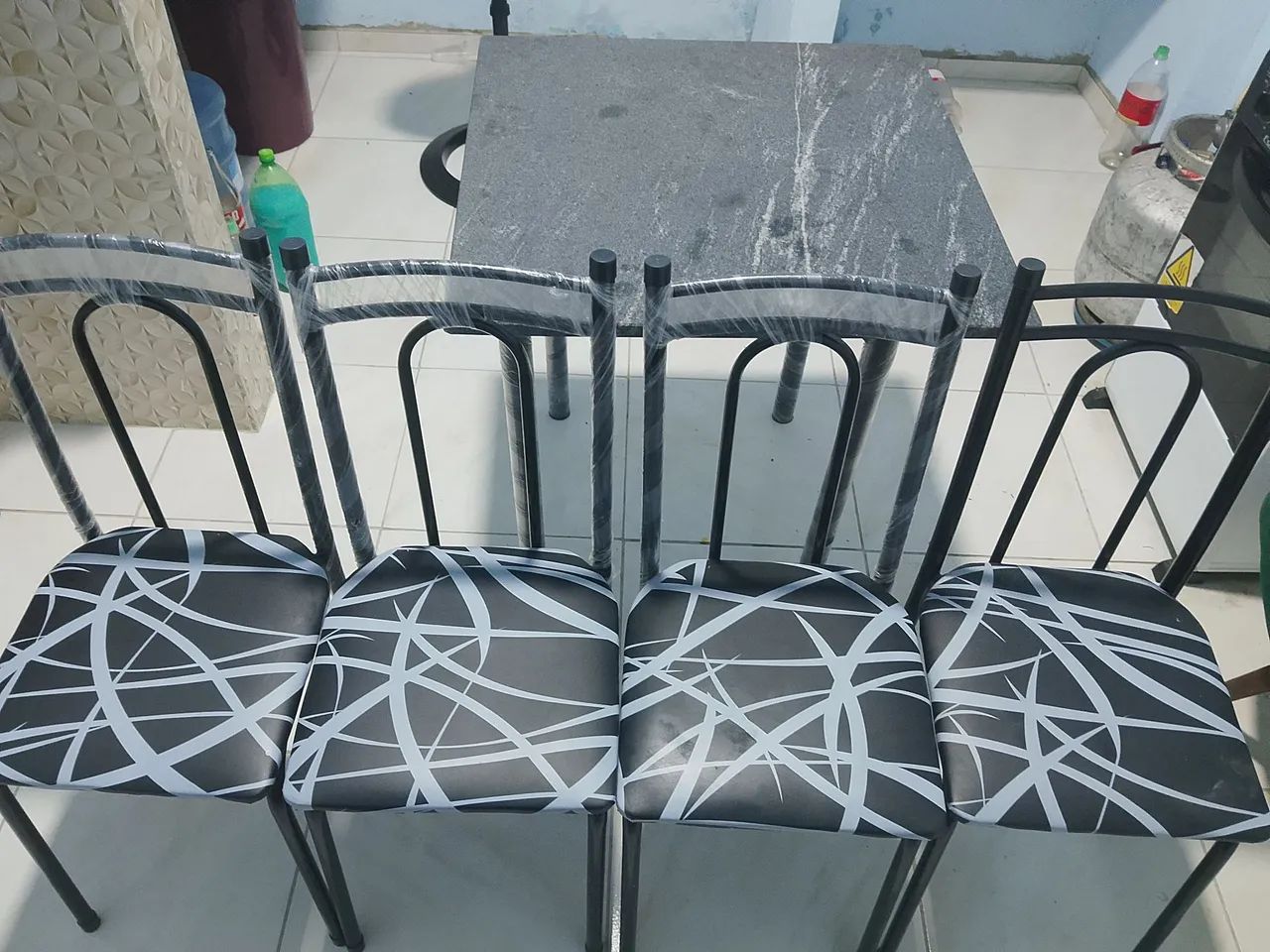 Mesa de 4 cadeiras  - Foto 4