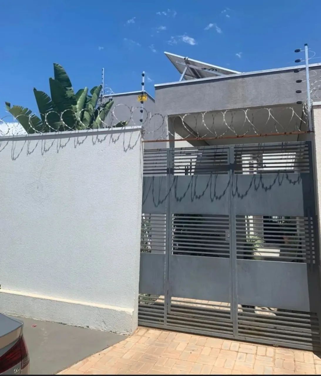 Casa apenas para venda em Candeias 