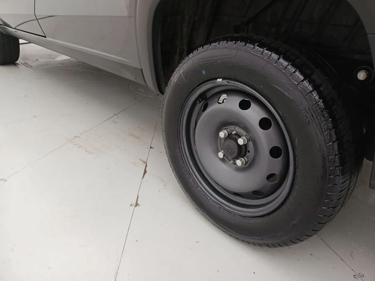 Fiat Strada Endurance 1.3 Flex 8V CS, foto 12 de 16