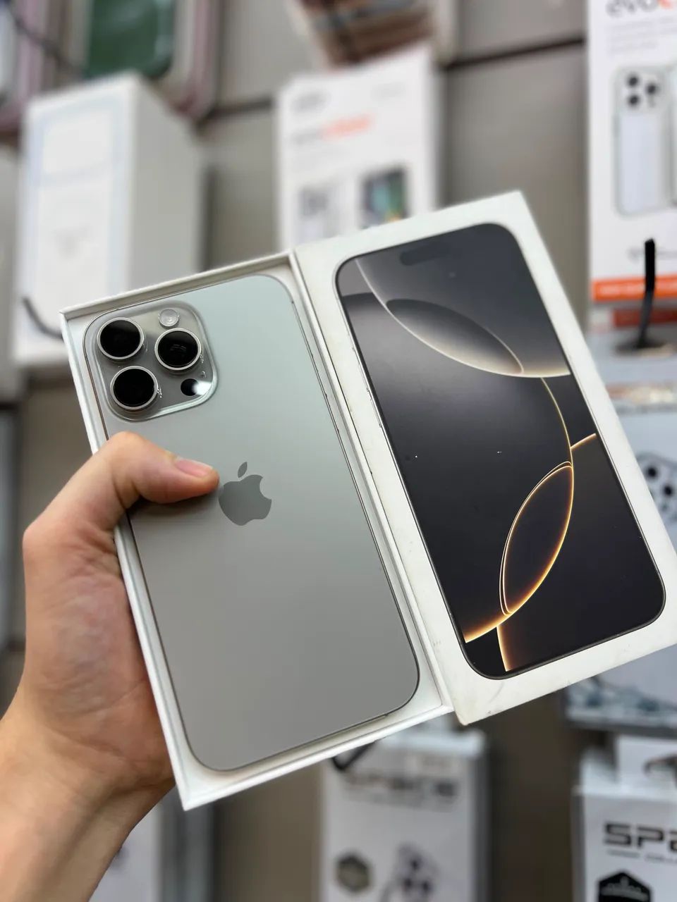 iPhone 16 pro Max 256GB Semi Novo