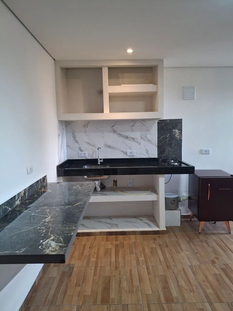 Kitinet  mobiliada  cic