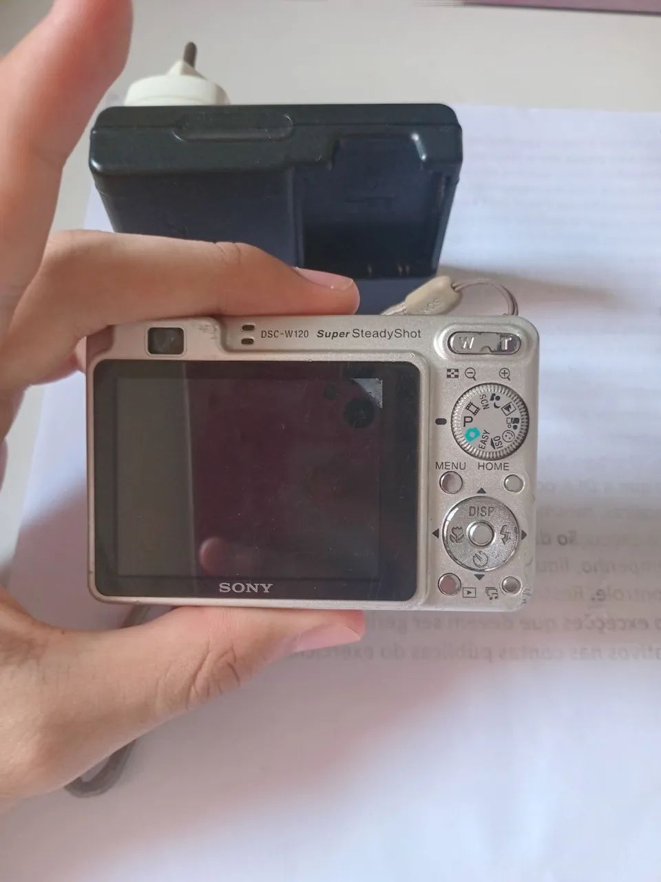 Câmera cyber-shot 7.1 megapixels 