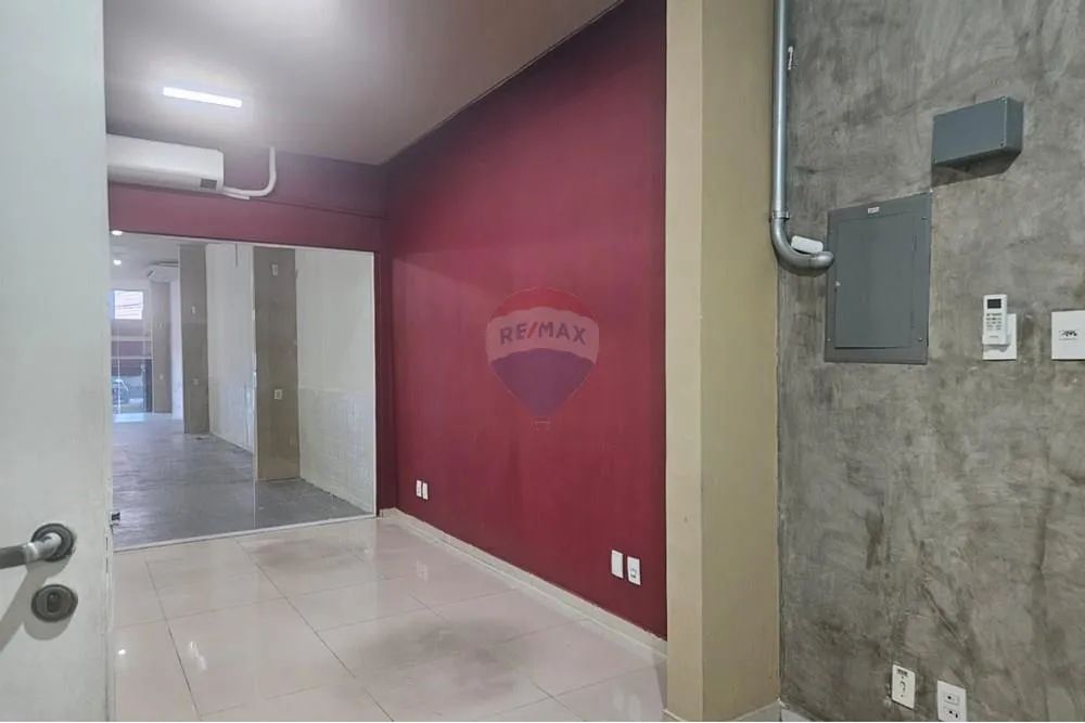 RE/MAX ALUGA Galpão Comercial com fácil acesso e inúmeras possibilidades em Vinhedo, SP po - Foto 2