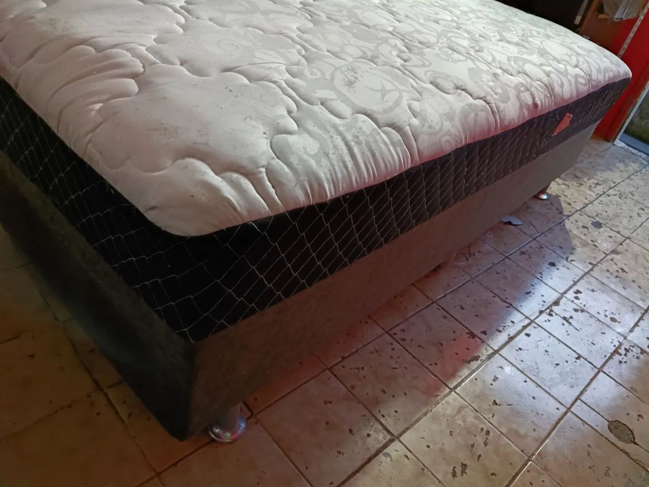 Cama box solteiro conjugado....já tá higienizado  - Foto 3
