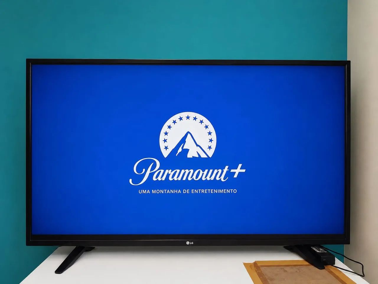 TV de 49" LG LED Full HD (Sem Defeito)