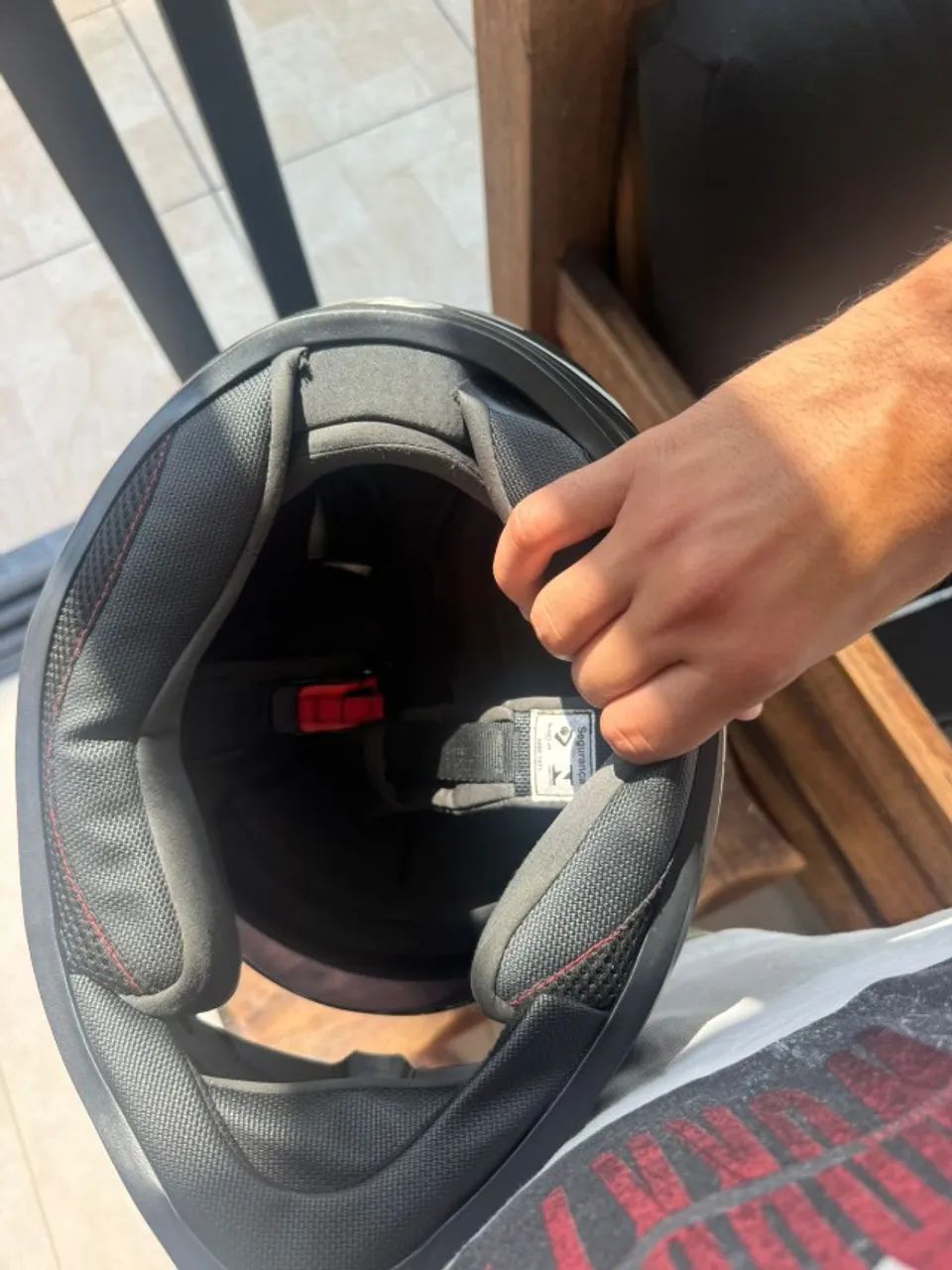 Capacete usado da Marca GP helmets Tech - Foto 4