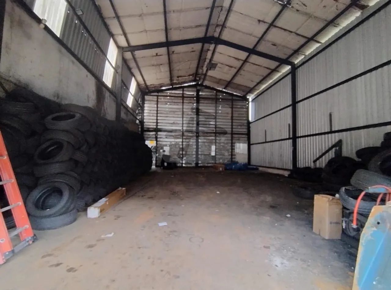 Galpão Comercial à venda no Jardim Utinga em Santo André - SP.