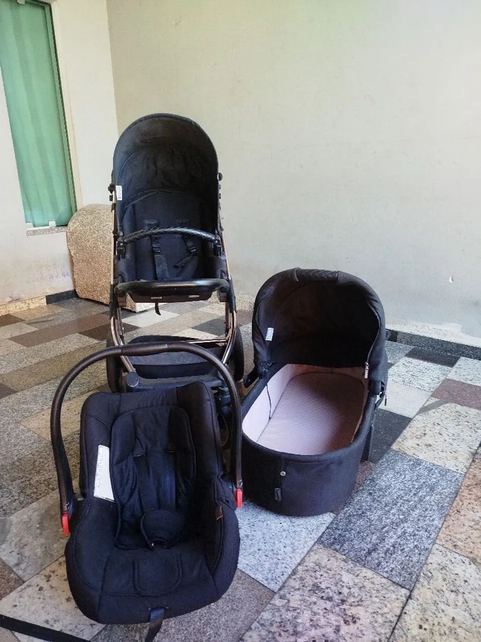 Carrinho para bebe completo com Moisés e bebe conforto  - Foto 4