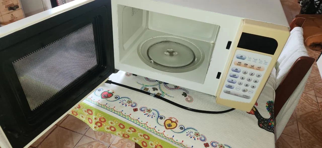 Microondas Eletrolux - Foto 2