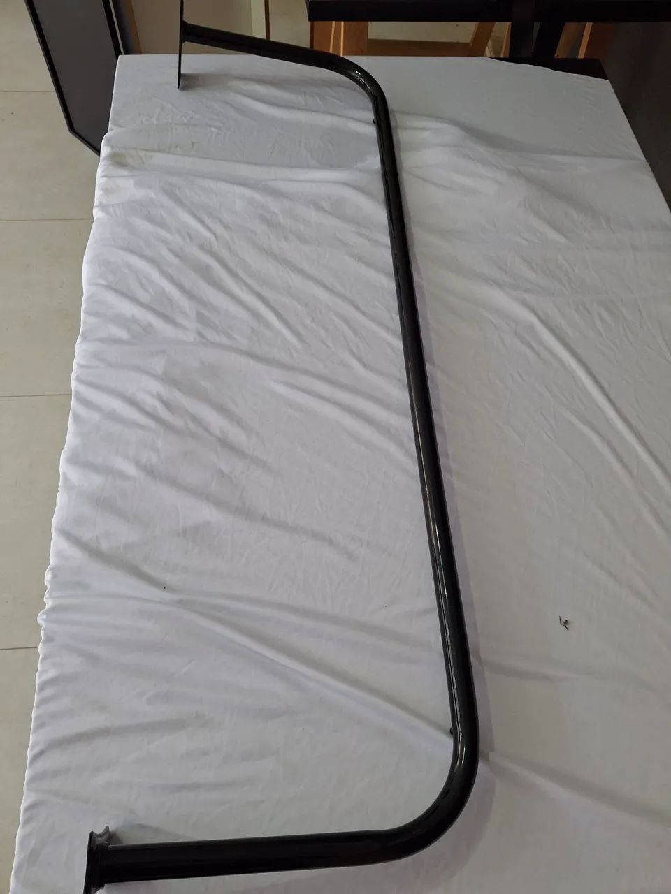 Arara de parede