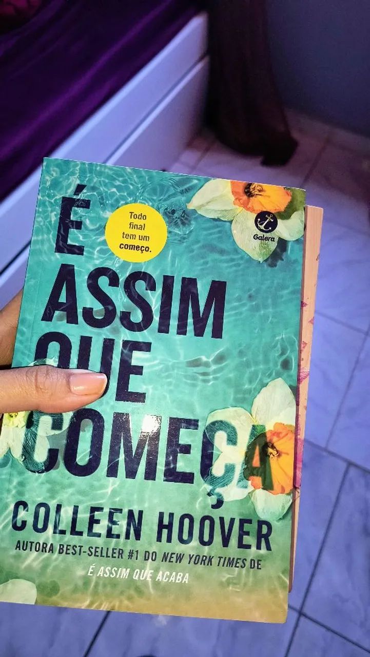 Kit com 2 Livros Colleen Hoover (É Assim que Acaba e É Assim que Começa) - Foto 4