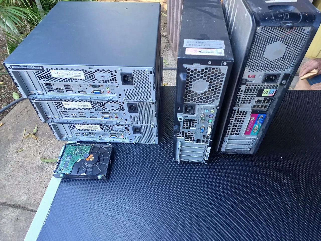 Vendo lote de 5 computadores  - Foto 2