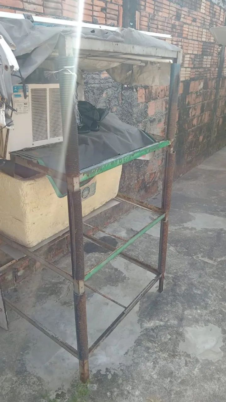 Duas prateleira de ferro. - Foto 2