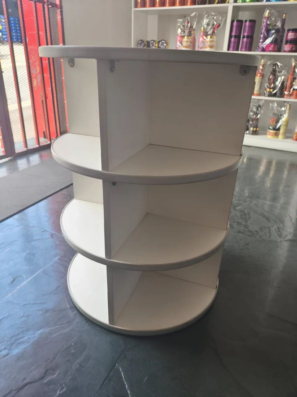 EXPOSITOR TODO EM MDF - Foto 2