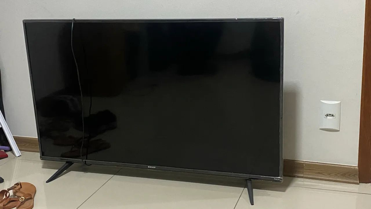 Tv semp 50 polegadas smart (não aparece imagem) - Foto 2