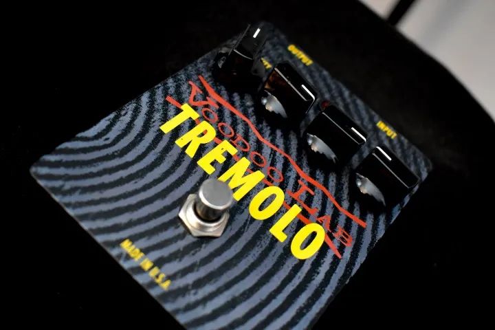 Pedal Tremolo - Voodoo Lab - Made in USA - Instrumentos musicais