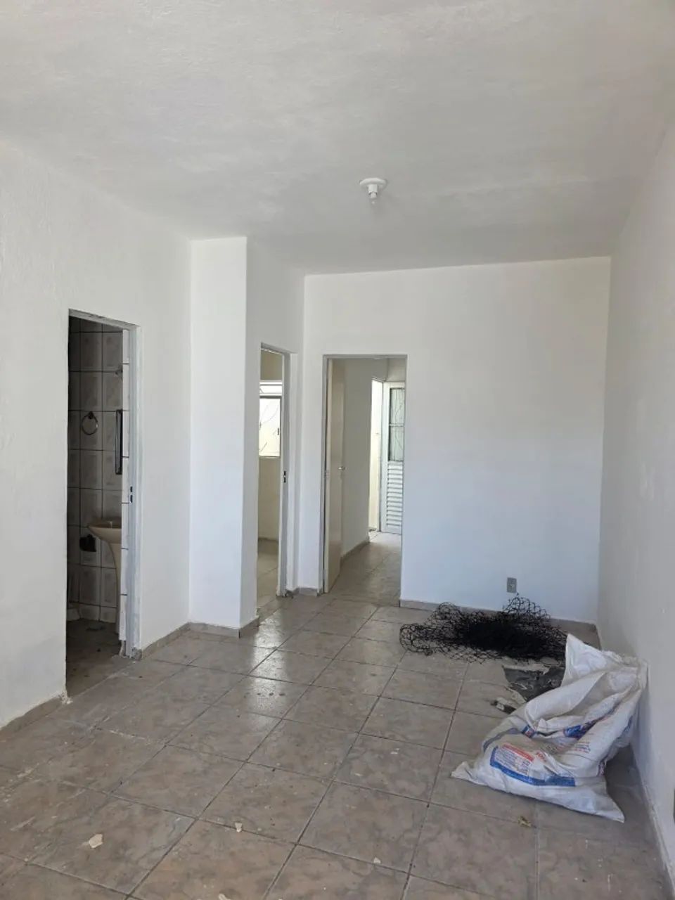 Barracão de 02 quartos em Santa Efigênia