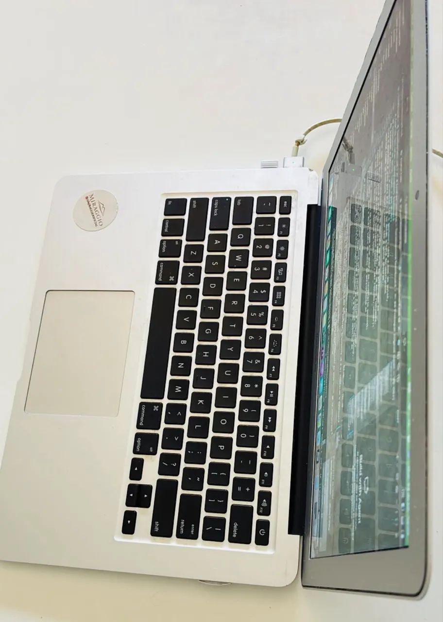 MacBook Air 13? Apple Early 2014 | Intel i5 | 4GB RAM | Excelente