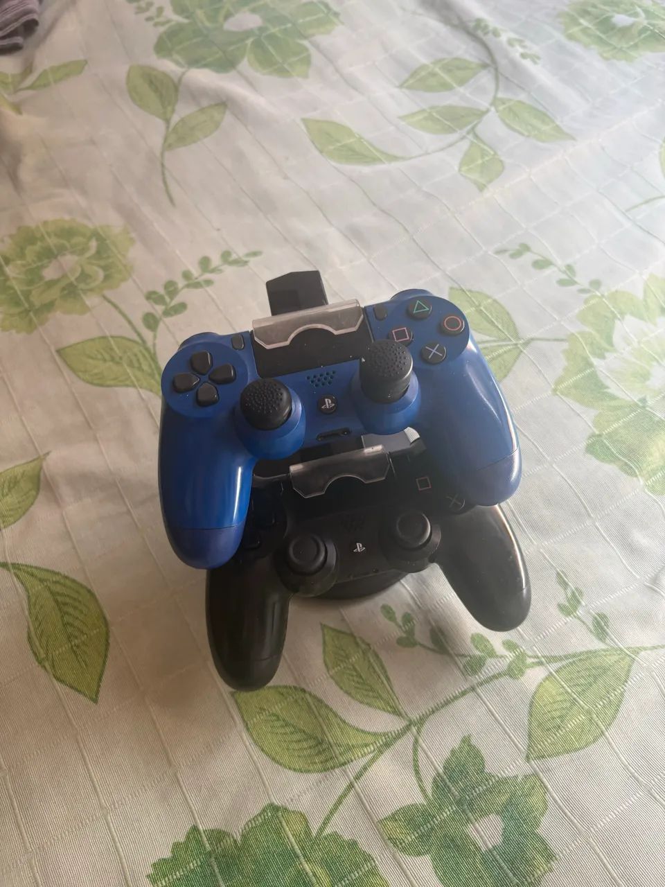 Ps4 pro 1T - Foto 2