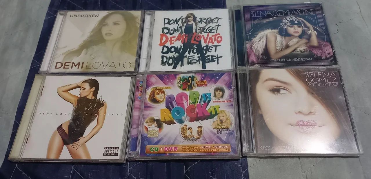 Cds da Demi Lovato e Selena Gomez