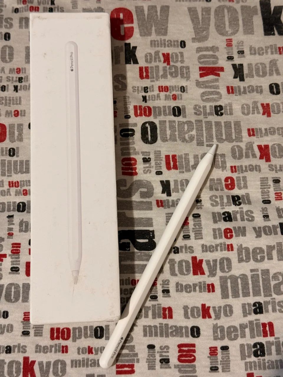 Apple Pencil Pro - NEM UM MÊS DE USO.  - Foto 3
