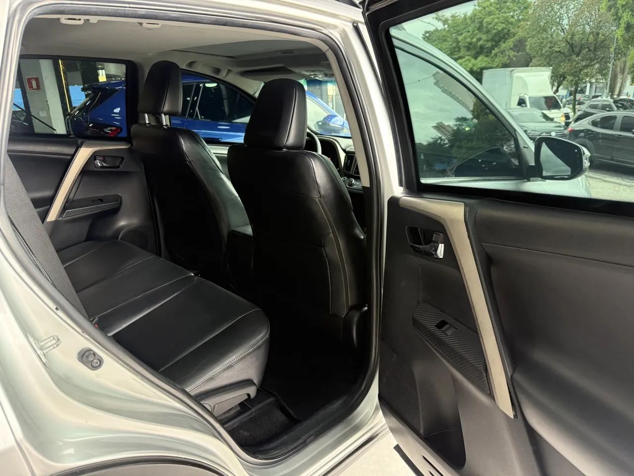 Toyota RAV4 2.5 4x4 16V Aut., foto 20 de 20