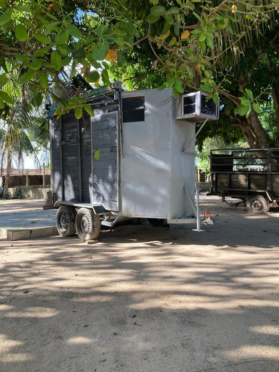 REBOQUE 