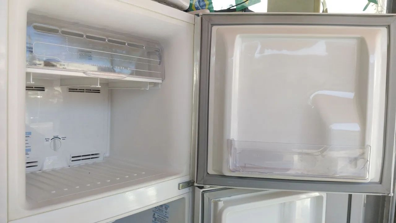 Geladeira Electrolux DF35A - Foto 4