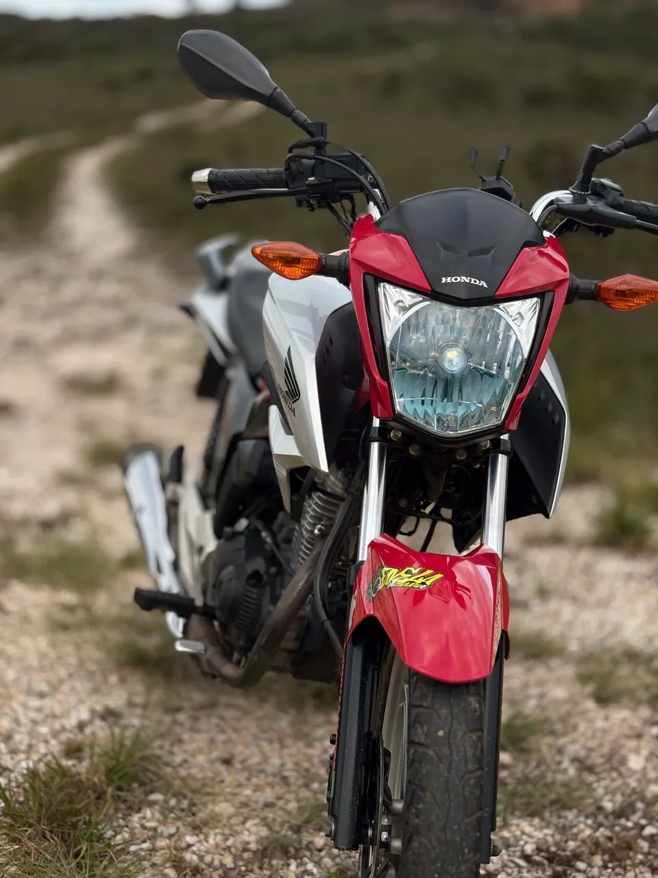 Vendo titan 160